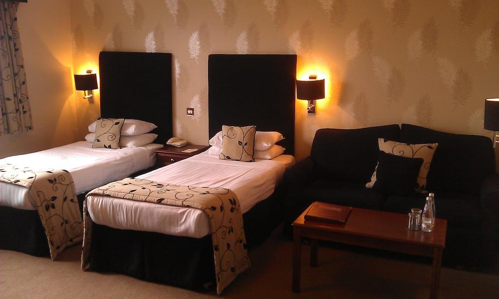 Malin Court Hotel And Restaurant Ayr Oda fotoğraf
